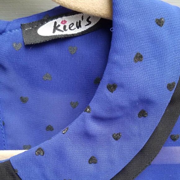 Kieu's Sheer Colbalt Blue w/Black Hearts Blouse Peter Pan Collar Size Medium - Picture 2 of 6